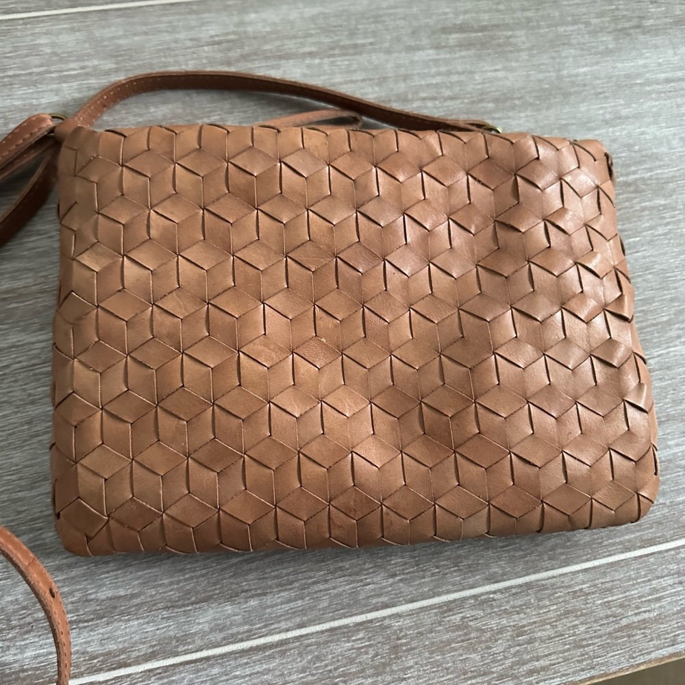 Madewell Guinuine leather crossbody
